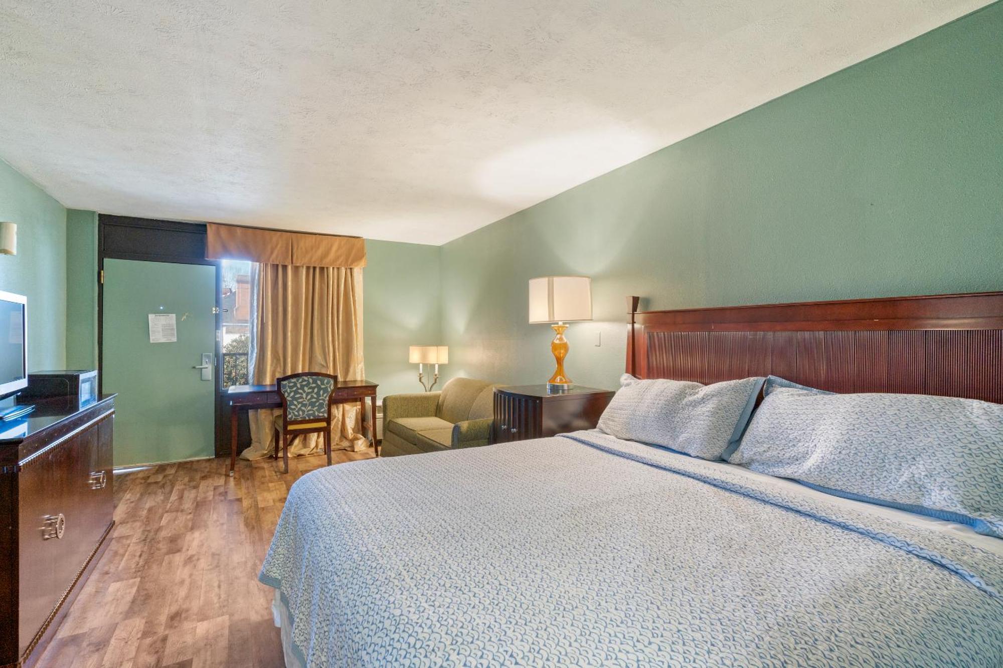 Williamsburg Suites Bagian luar foto