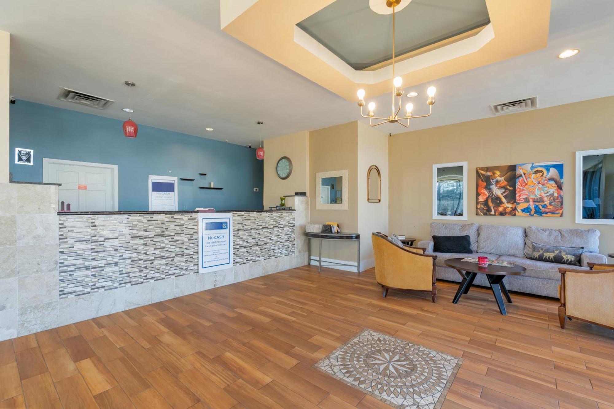 Williamsburg Suites Bagian luar foto