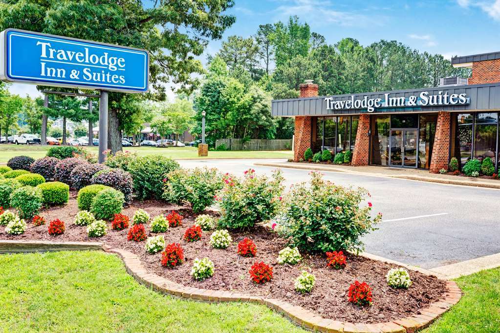 Williamsburg Suites Bagian luar foto